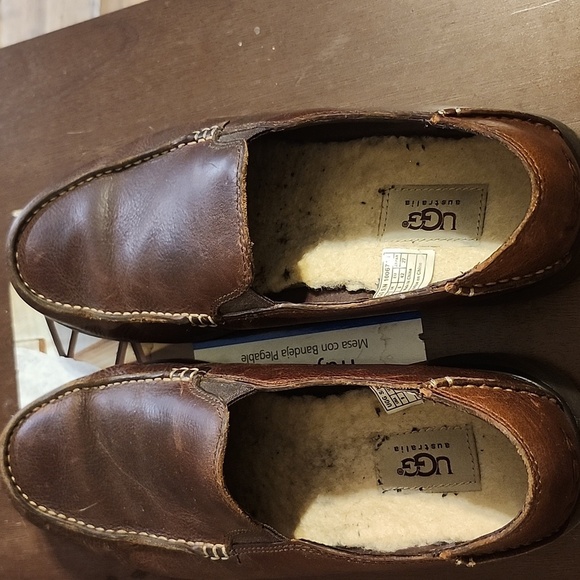 UGG Men's Brown Loafers - Picture 5 of 9
